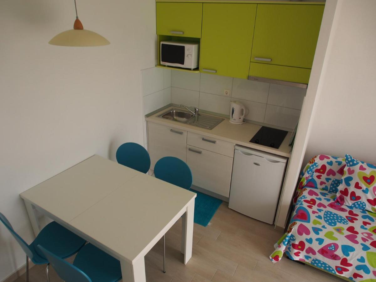 Vila Snjezana Tučepi Exterior foto