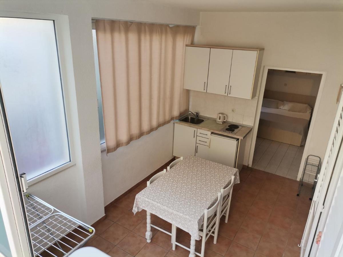 Vila Snjezana Tučepi Exterior foto