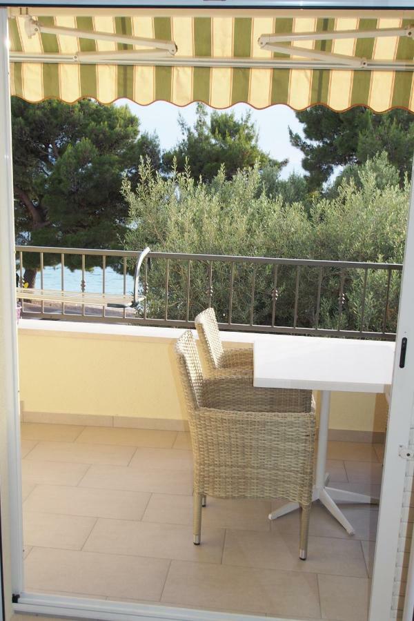 Vila Snjezana Tučepi Exterior foto