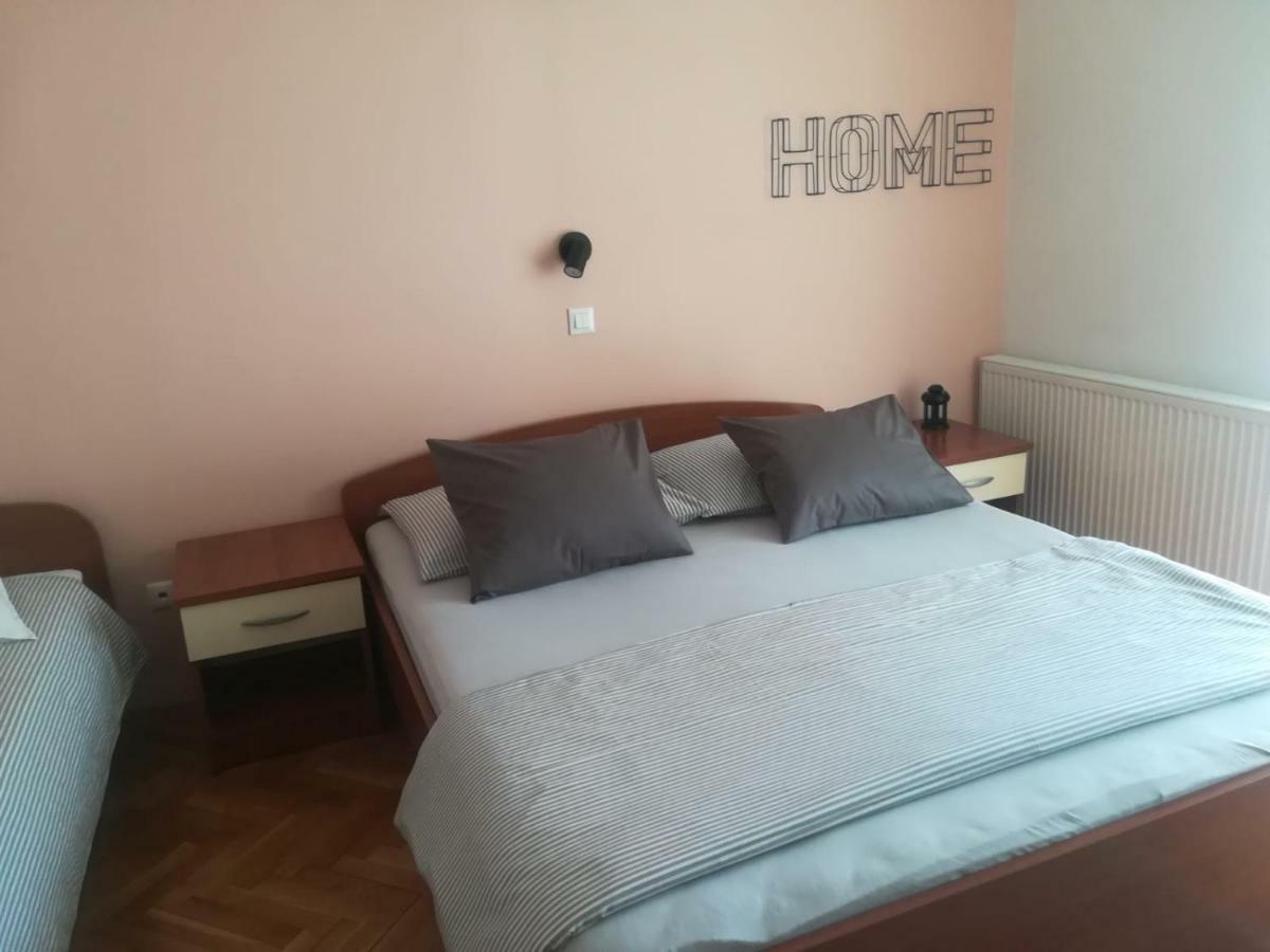 Vila Snjezana Tučepi Exterior foto